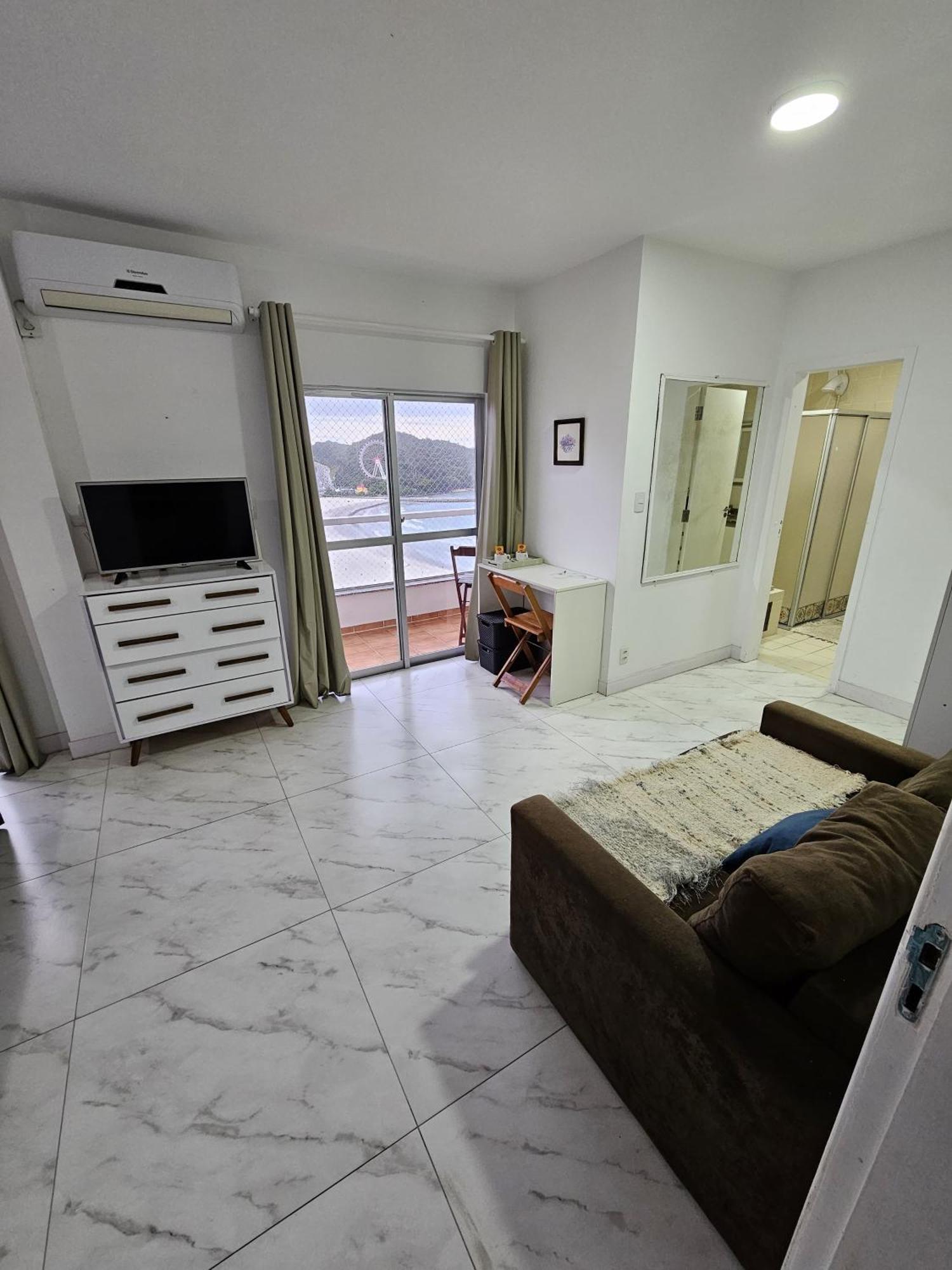 Suite En Apartamento Privado *